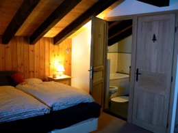 Chalet La Piste bathroom